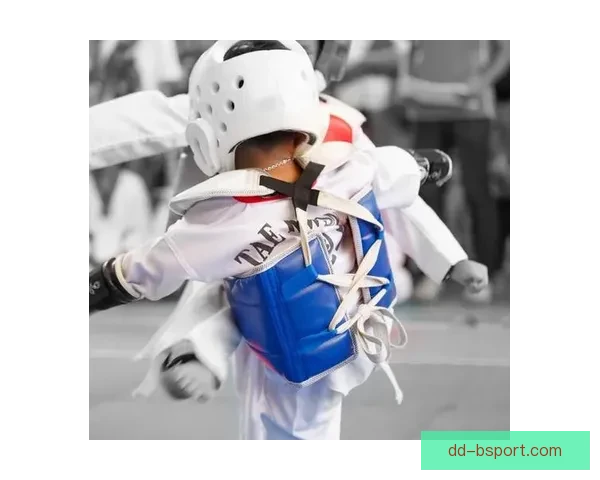 巴塞罗那宣布加维获医务室批准恢复全队对抗训练